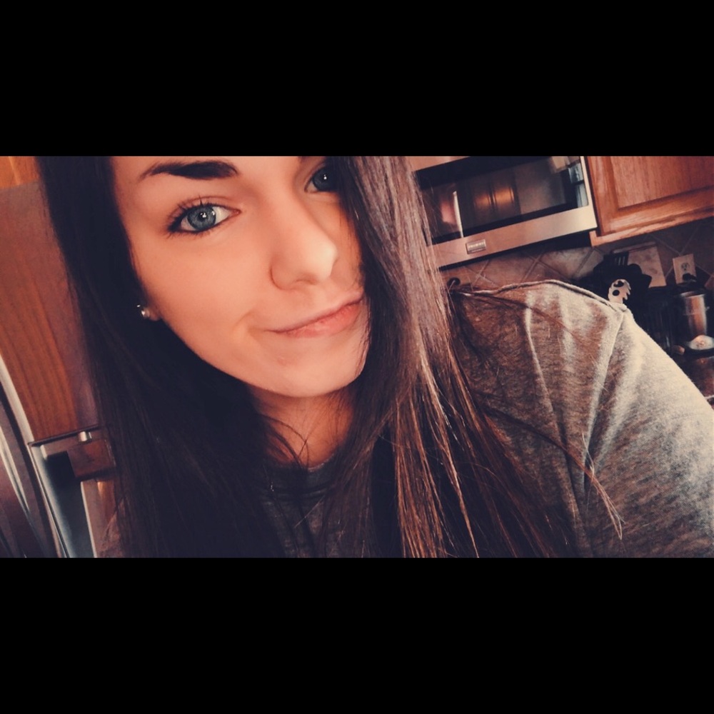 Meet your Posher, Brittany